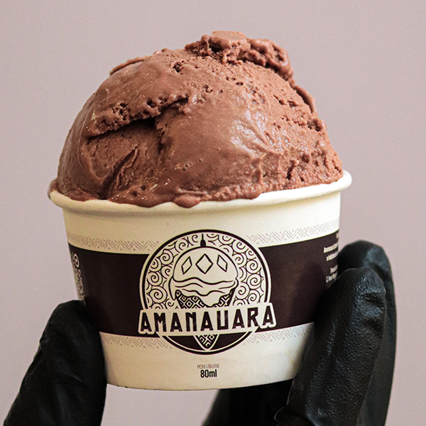 Picolé Amanauara sabor CHOCOLATE CALLEBAUT